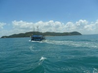 /album/passeios-maritimos/corrida-para-a-ilha-jpg/